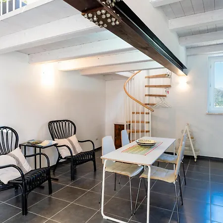 Entre Collines Et Mar By Interhome Casa vacanze Ventimiglia